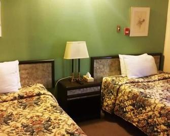 A Voyageur's Guest House - Ottawa - Bedroom