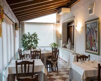 Villa Monica - Prata di Sopra - Restaurante