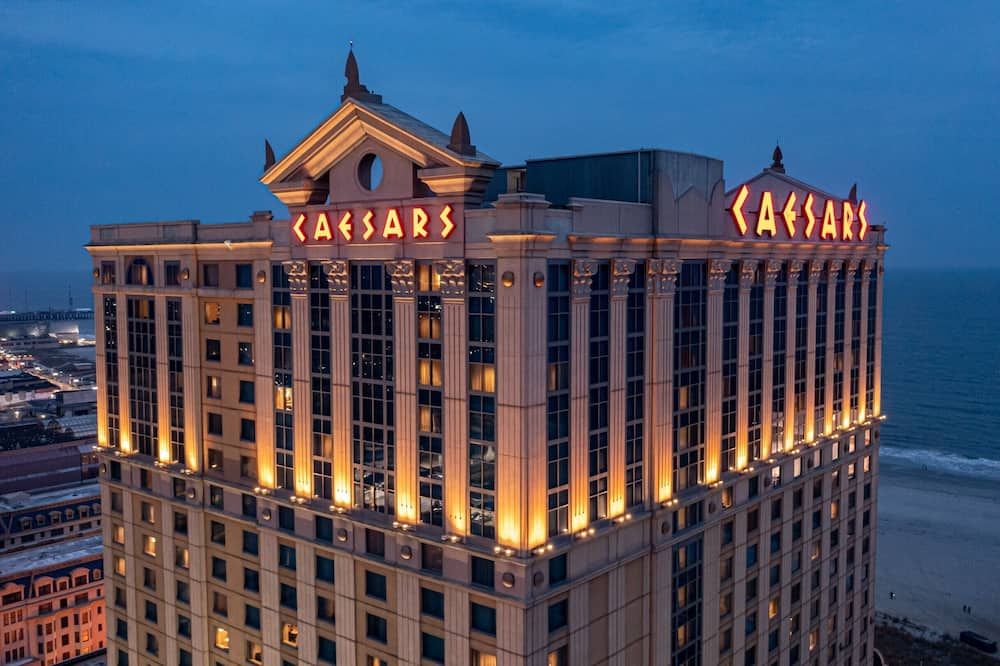 Nobu Hotel at Caesars Atlantic City - Atlantic City - Building