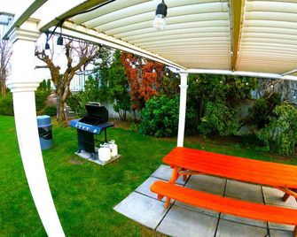 Recreation Inn & Suites - Kelowna - Patio