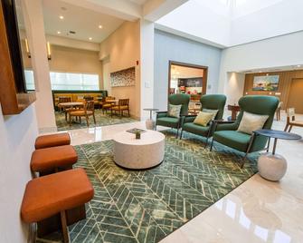 Hampton Inn St. Augustine Downtown Historic District - סנט אוגוסטין - טרקלין