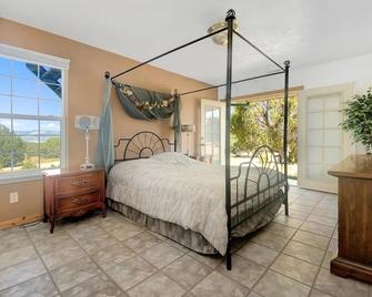 Ranchette Eagles Roost - The Atsa #9 at Wind Walker Homestead - Spring City - Habitación