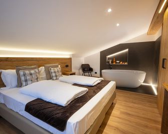 Hotel Iris - Pescasseroli - Schlafzimmer