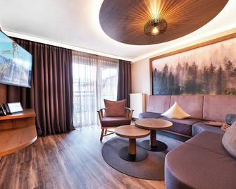 Familotel Schreinerhof - Schönberg (Niederbayern) - Huiskamer