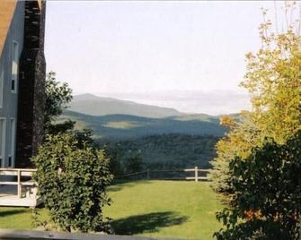 Tenney Mountain Getaway with Magnificent Views of the White Mountains - Plymouth - Buiten zicht