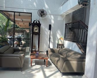 Silverador Resort Club - ת'יין