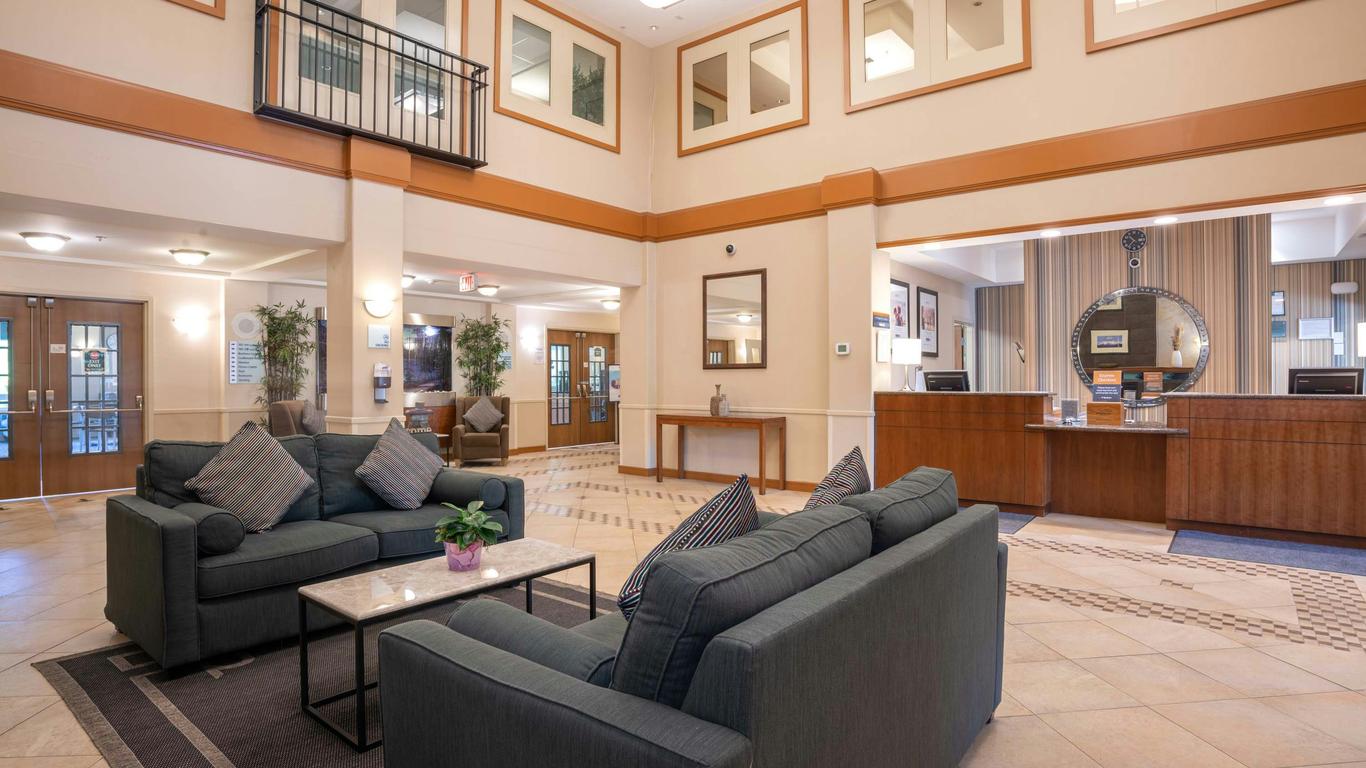 ساندمان هوتل آند سويتس سكواميش