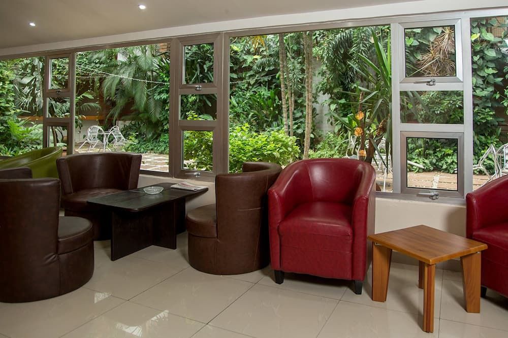 La Cour Hotel Apartments - Lagos - Lounge