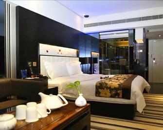 Shengmei Boutique Hotel (Taiyuan Liuxiang Bell Tower Street) - Taiyuan - Bedroom