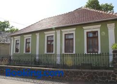 Homoky Pincészet és Vendégház - Tállya - Building