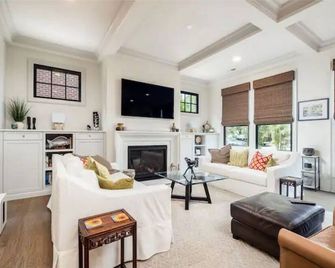 Million dollar home walking distance to Uptown - Charlotte - Wohnzimmer