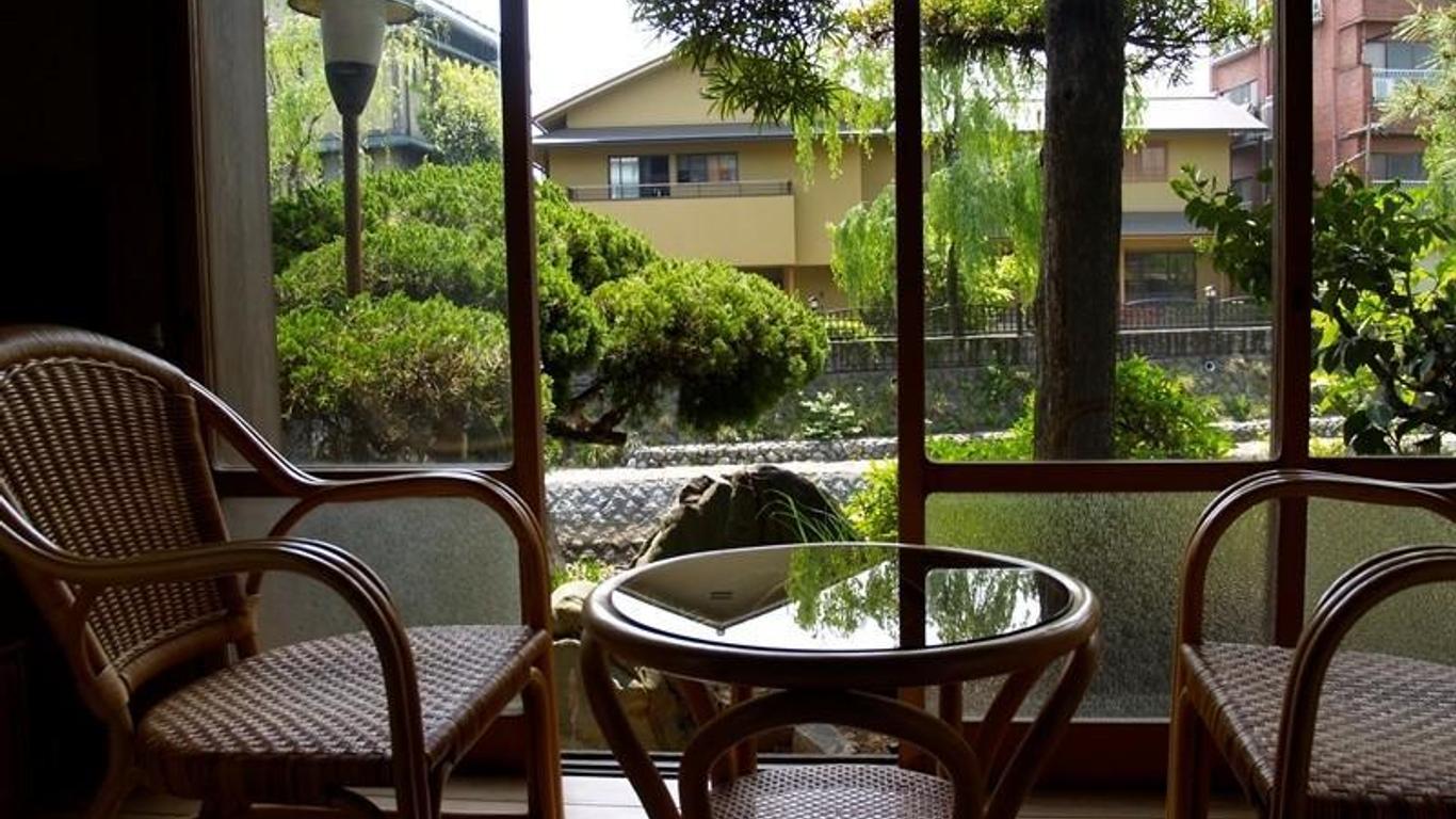 هيستوريكال ريوكان هوستل كيز هاوس إيتو أونسين