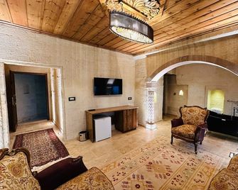 Hira Cave Hotel - Goreme - Obývací pokoj