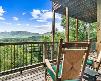 Laurel Valley Mountain Retreat - Townsend - Balkón