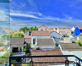 Little Boss Homestay - Hoi An - Patio