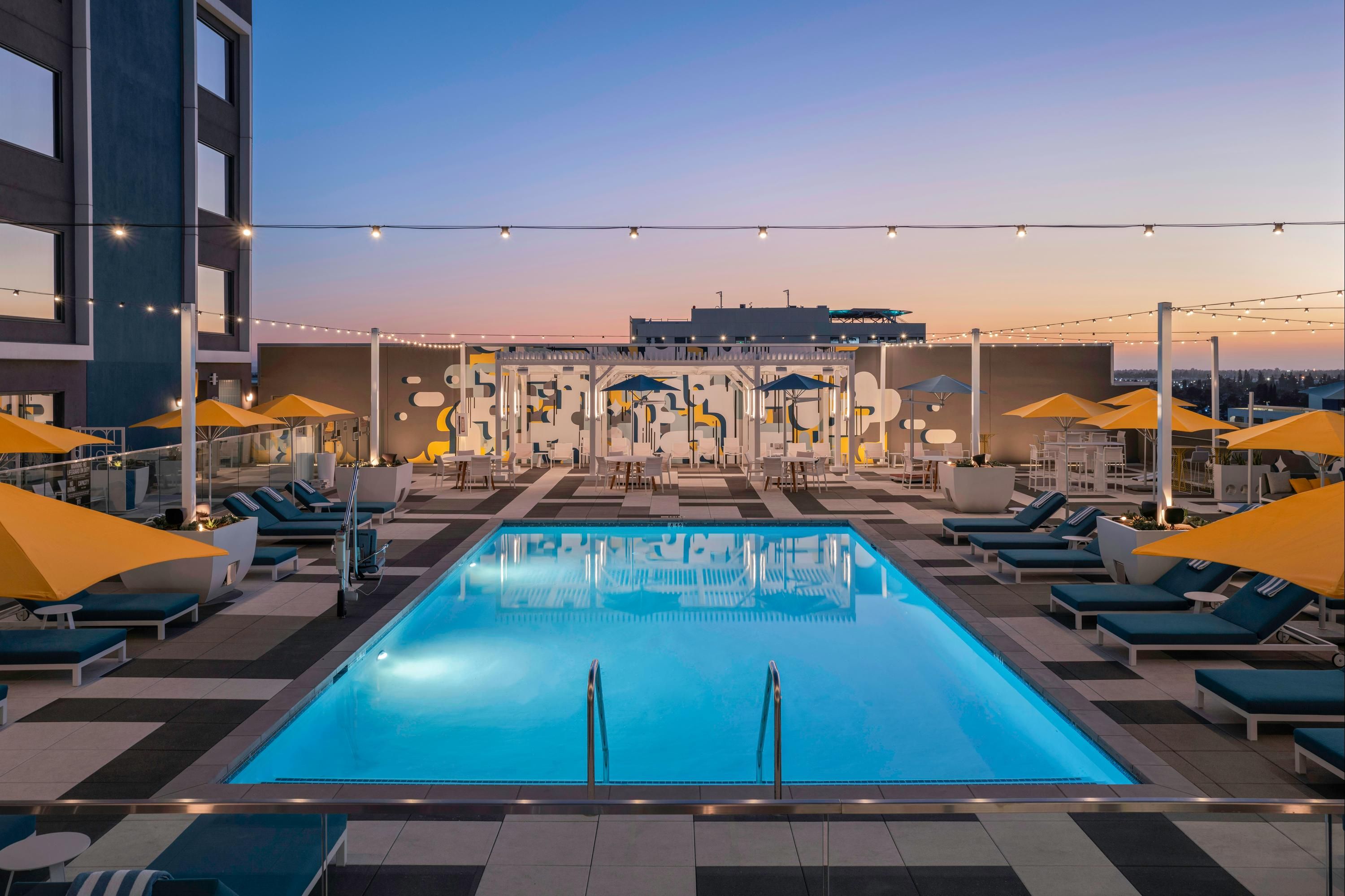Hilton Buena Park Anaheim - Буена-Парк - Басейн