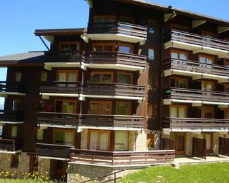 Lovely apartment in Méribel-Mottaret, 2 stars rated, at the foot of the slopes - Méribel-Mottaret - Bâtiment