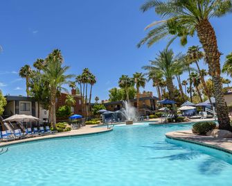 أليكسيس بارك أول سويت ريزورت - لاس فيغاس - حوض السباحة