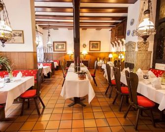 Hotel Alter Wolf - Wolfsburg - Ravintola