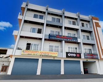 Hotel O Sweetheart Luxurious Rooms - Patancheru - Building