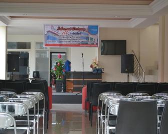 City Hotel Kendari - Kendari - Restaurace