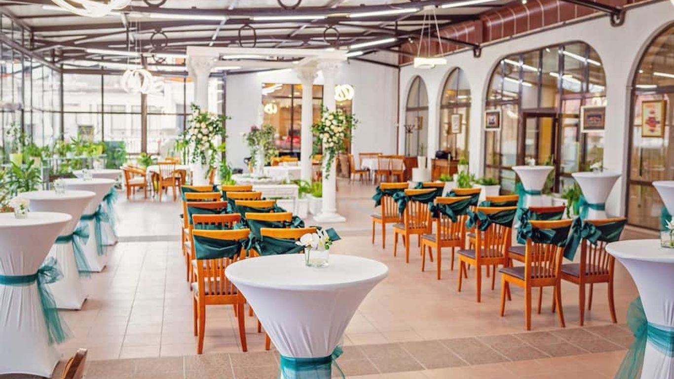 Estreya Residence Hotel And Spa