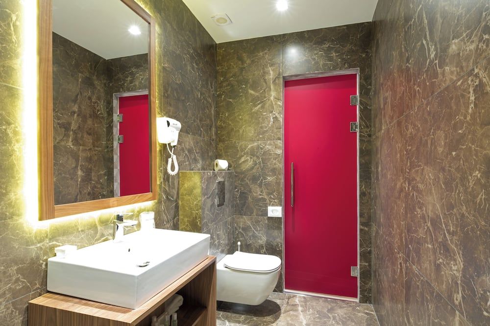 فندق فايف بوينتس سكوير - سيتي سنتر - بلغراد