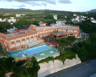 Hotel Garden Hills - Kumejima - Gebouw