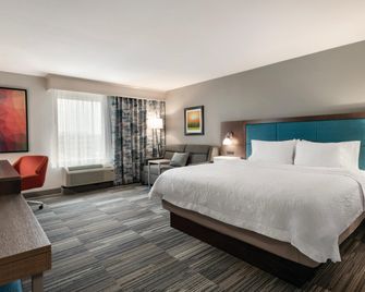 Hampton Inn by Hilton Champaign Southwest - Champaign - Bedroom