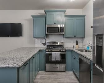 Madison Square - Amarillo - Kitchen