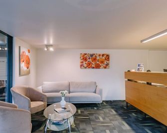 429 Apartments & Suites - Hobart - Olohuone