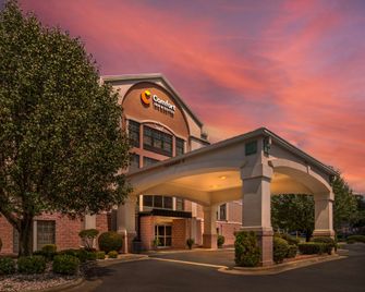 Comfort Inn & Suites Cornelius Lake Norman - Cornelius - Gebouw