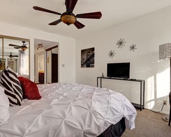 Ramon Estados Treehouse - Palm Springs - Kamar Tidur