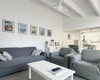 Villa moderne 4 pièces, 6 pers, proche mer, WIFI, animaux OK, parking - FR-1-705-13 - La Palmyre - Soggiorno