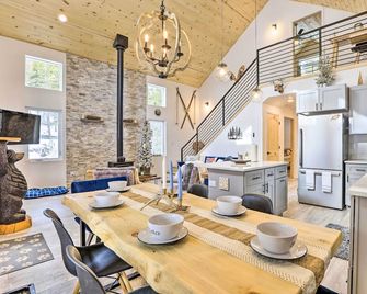 1 Mi to St Marys Glacier Trail Modern Mtn Cabin! - Idaho Springs - Essbereich