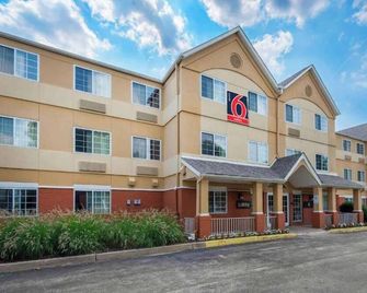 Studio 6 Extended Stay Philadelphia Malvern Swedesford Rd. Pa - Malvern - Building