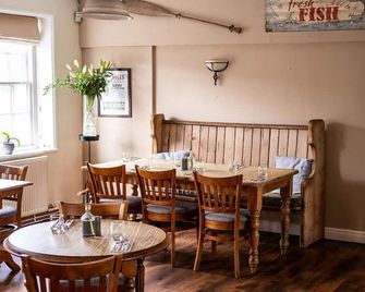The White Hart - Halesworth - Restaurace