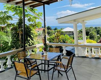 Oceanic View Lodges - Bel Ombre - Balcony