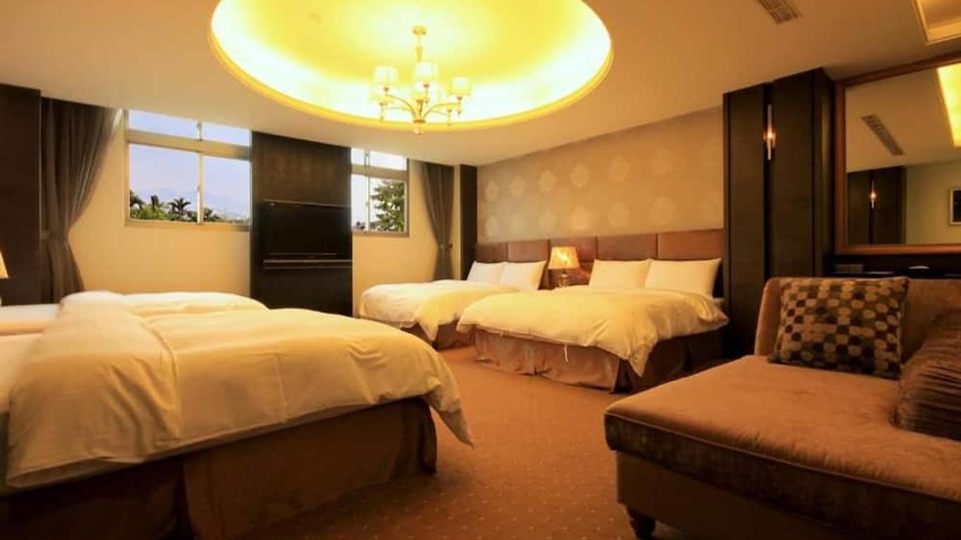 Mountain Fish Water Hotel