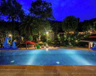 Thai Modern Resort & Spa 'Newly Renovated' - Chalong - Pileta