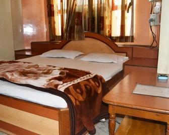 Raghav Hotel - Bhīlwāra - Habitación