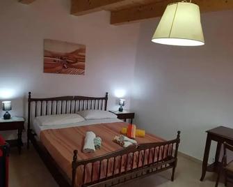 A Taverna Intru U Vicu - Belmonte Calabro - Bedroom