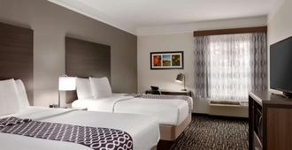 La Quinta Inn & Suites by Wyndham I-20 Longview South - Longview - Camera da letto