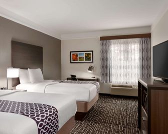 La Quinta Inn & Suites by Wyndham I-20 Longview South - Longview - Bedroom
