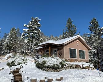 New Montana Modern Cottage overlooking Flathead Lake - Somers - Building
