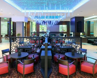 Le Royal Hotels & Resorts Luxembourg - לוקסמבורג סיטי - בר