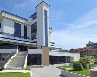 Tailormade Hotel Median Nis, Serbien - Nis - Bâtiment
