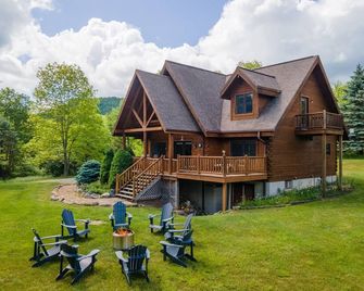 Luxe Mntn Escape near Snowshoe | mntn views, hot tub, 5 wooded acres - Snowshoe - Building