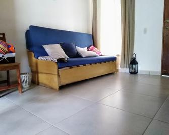 Estancia Santa Teresita (Est) - Nosara - Sala de estar