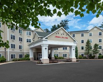 Hampton Inn & Suites North Conway - North Conway - Budynek